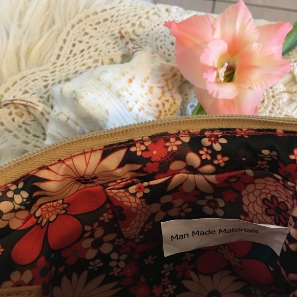 Sondra Roberts Floral Flip Flop Mini-Crossbody Bag - Picture 5 of 6